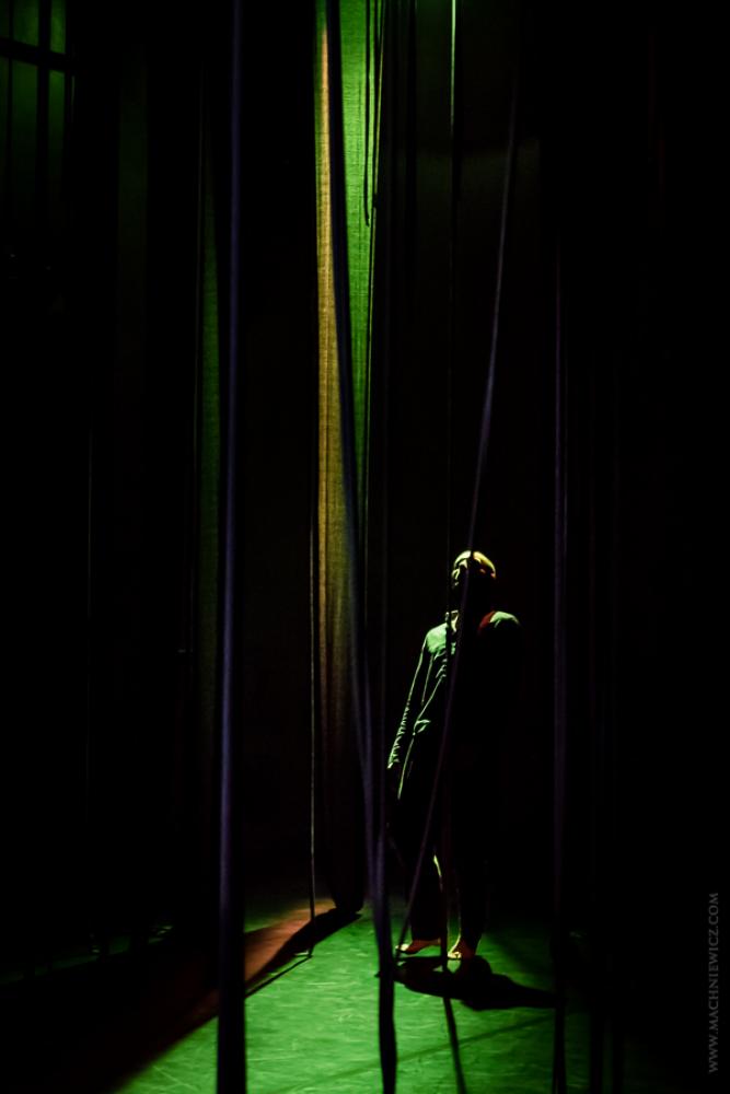 RÓŻNICA I POWTÓRZENIE