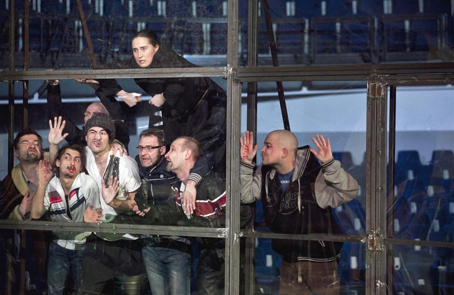 Plakat do spektaklu Tęczowa Trybuna 2012