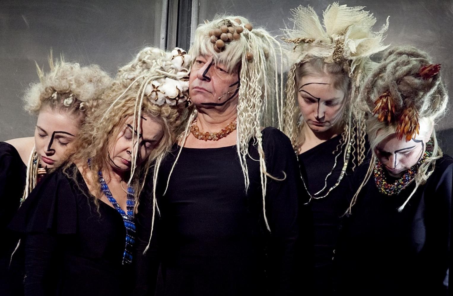 Plakat do spektaklu UTWÓR O MATCE I OJCZYŹNIE